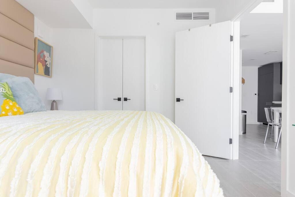 Amazing Condo In Downtown Miami/Brickell W/Parking Exterior photo