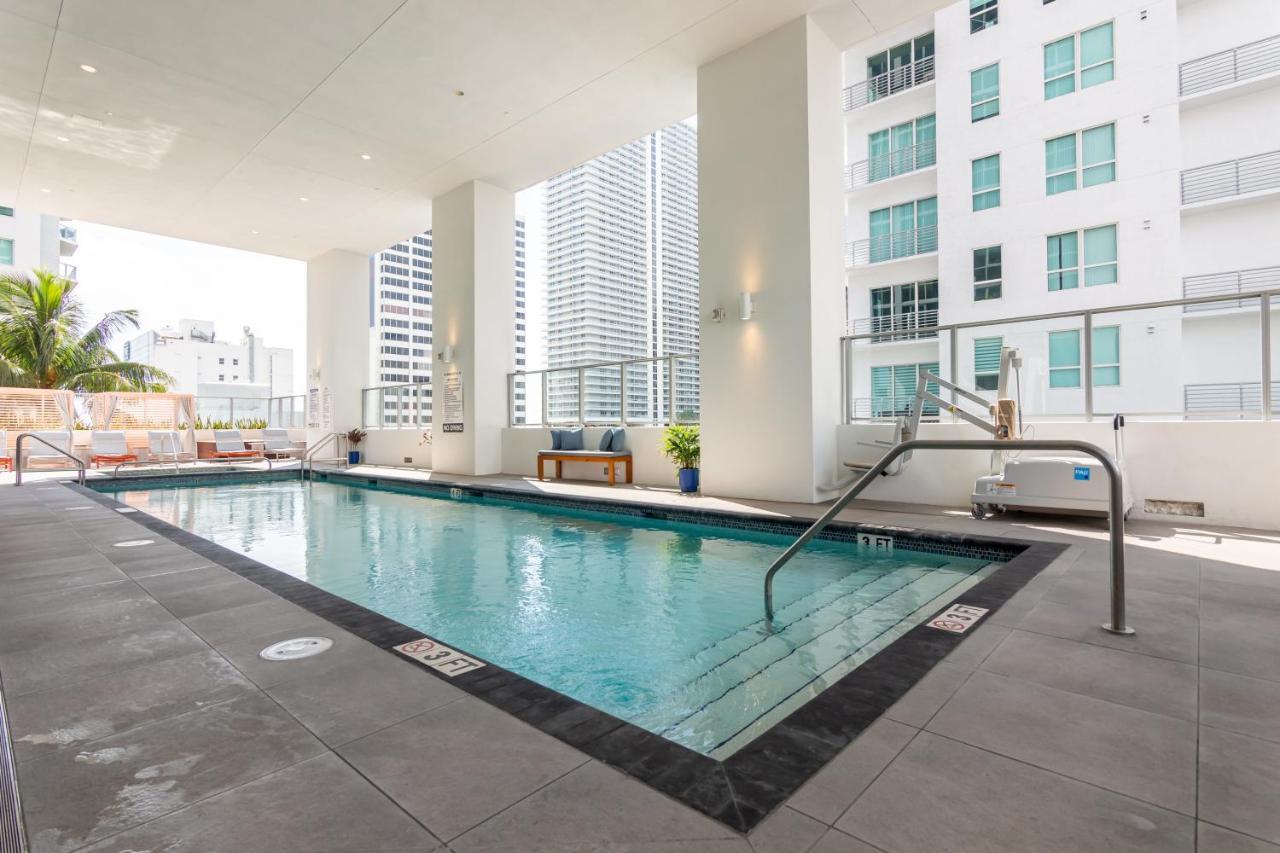 Amazing Condo In Downtown Miami/Brickell W/Parking Exterior photo